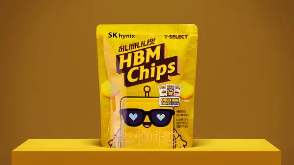 SK하이닉스가 편의점 세븐일레븐과 함께 출시한 반도체 콘셉트의 스낵 제품 ‘허니바나나맛 HBM 칩스(Chips) 이미지. (제공 SK하이닉스)
