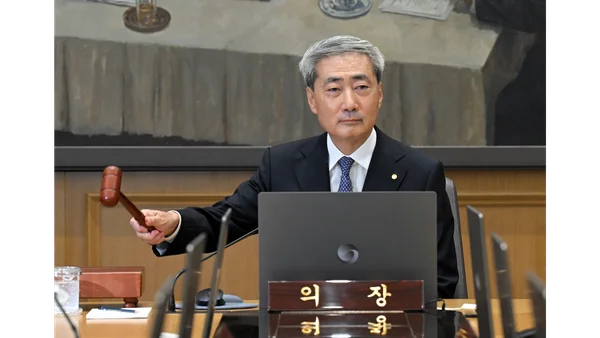 기준금리 3%시대 복귀..추가 인상 유력