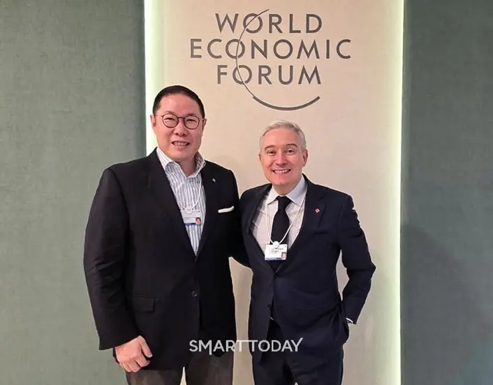 조현상 HS효성 부회장이 다보스포럼에 참석해 프랑수아 필립 샴페인 캐나다 재무장관을 만나 글로벌 공급망 구축에 대해 논의했다. (사진제공=HS효성)