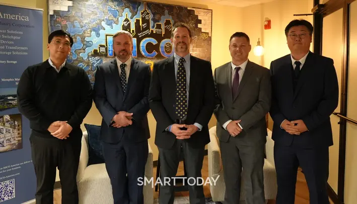  올해의 자랑스러운 효성인상을 수상한 HICO 아메리카 소속 임직원 5인 (왼쪽부터) 브랜든 김 PM, 알렉스 에버트 PL, 빈스 키오도상무, 라이언 번스PL, 김형규PL (사진제공=효성)