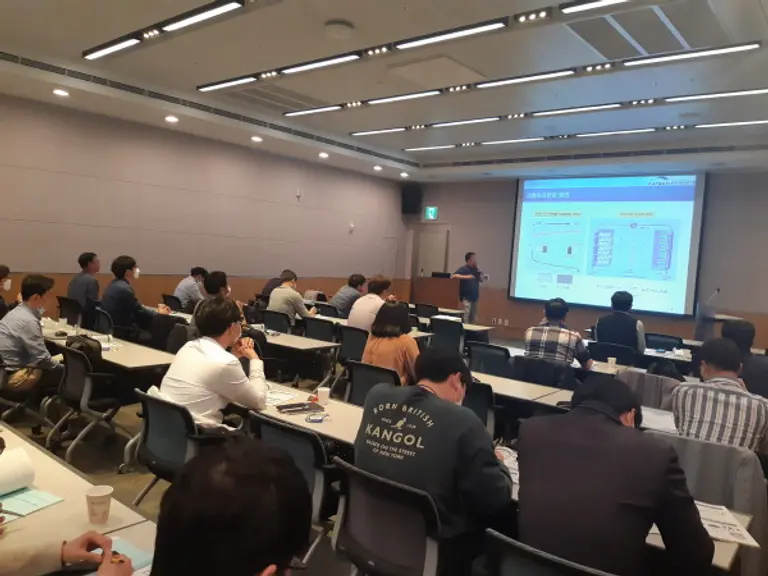 사진=2020년 5월에 개최한 미래형 배터리 행사 전경