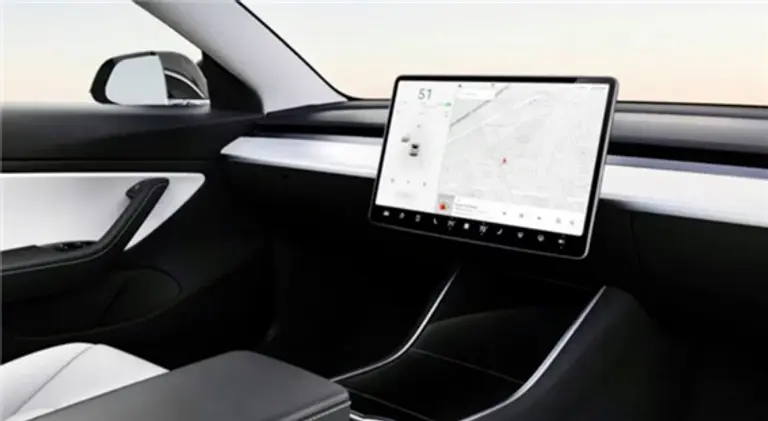 테슬라가 구상하는 3200만 원대의 핸들 없는 자율주행 차. 사진=테슬라