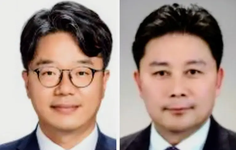 ◇박종철 삼성전자 마이스터(좌)와 정종택 카네비컴 대표