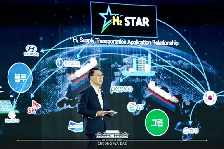 사진: 청와대 공식 트위터