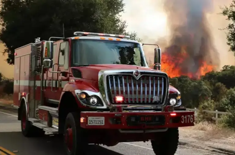 캘리포니아는 역대 최악의 산불로 몸살을 앓고 있다. 사진=캘리포니아소방청
