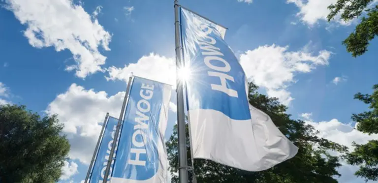 호보게가 건물 옥상에서 풍력발전을 시도한다. 사진=호보게