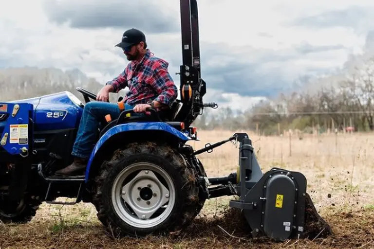 솔렉트랙의 전기 트랙터. 사진=솔렉트랙