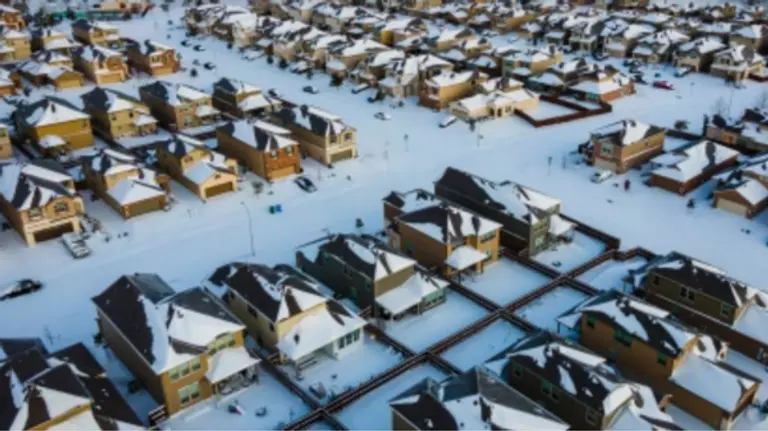 지난해 겨울 쏟아진 눈보라로 텍사스도 기후 재난 비상이 걸렸다. 사진=Environment America