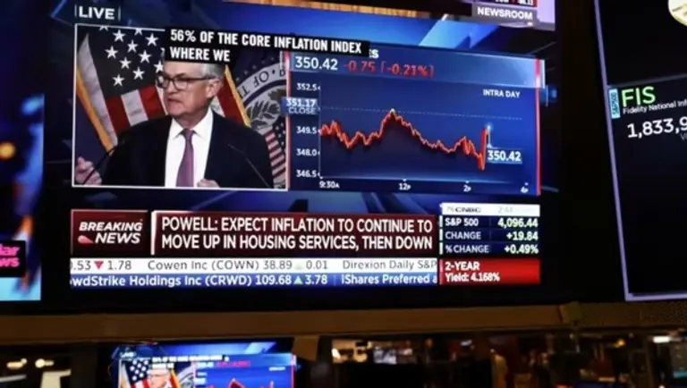 미국 중앙은행의 금리인상이 절정에 달했다는 기대감이 시장에 퍼지고 있다. 출처=로이터