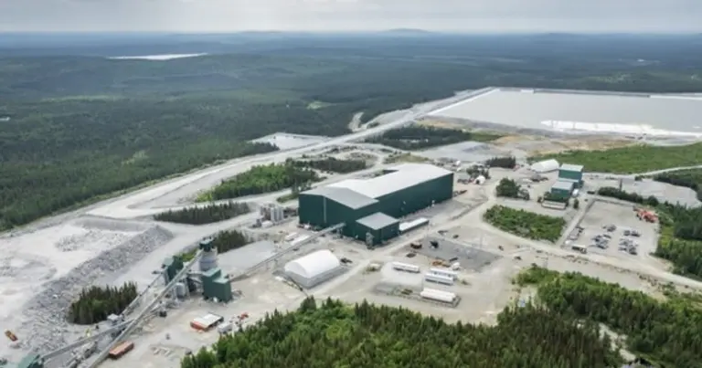  * LG화학이 국내 기업으로는 최초로 북미산 리튬을 확보했다. LG화학은 미국의 피드몬트 리튬과 리튬정광 20만톤 공급 계약을 체결했다. 이는 전기차 50만대 분에 해당한다. 