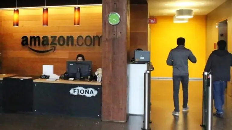 아마존의 리셉션 데스크. 출처=게티이미지