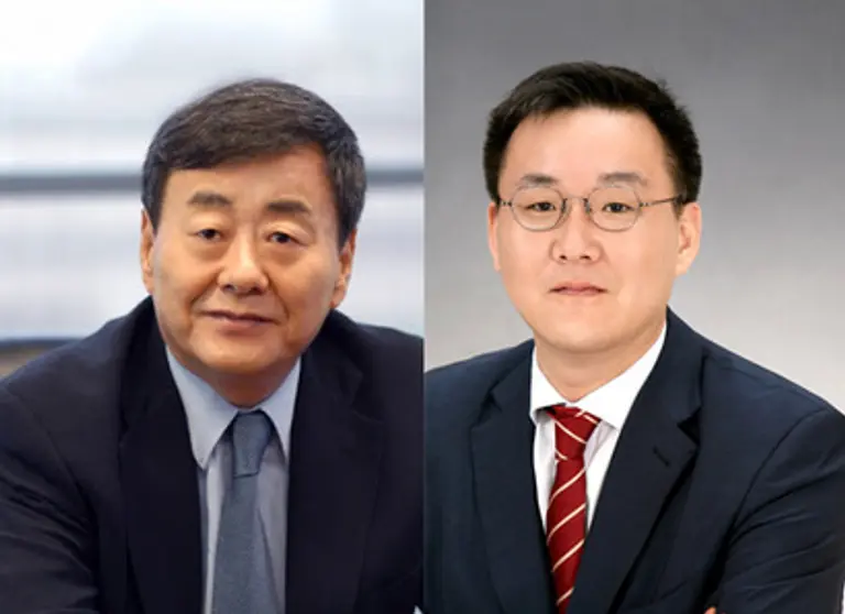 김준기 DB그룹 창업회장과 김남호 DB그룹 회장.