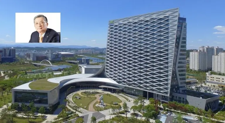  *한국토지주택공사 전경. 사진 위는 이한준 LH사장