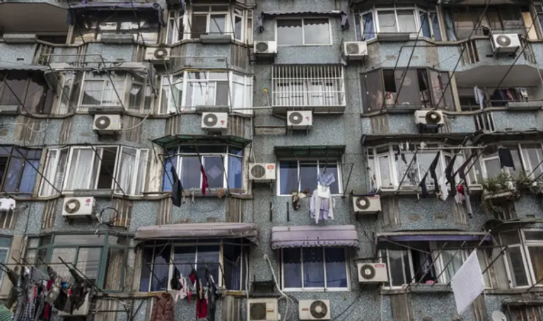 중국 아파트에 설치된 에어컨. 사진=픽사베이