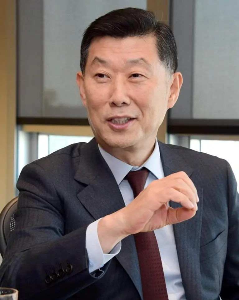 김홍국 하림그룹 회장. 김 회장은 최근 주가가 폭락한 하림지주 주식을 담보로 받은 대출금 일부를 상환한 것으로 나타났다.