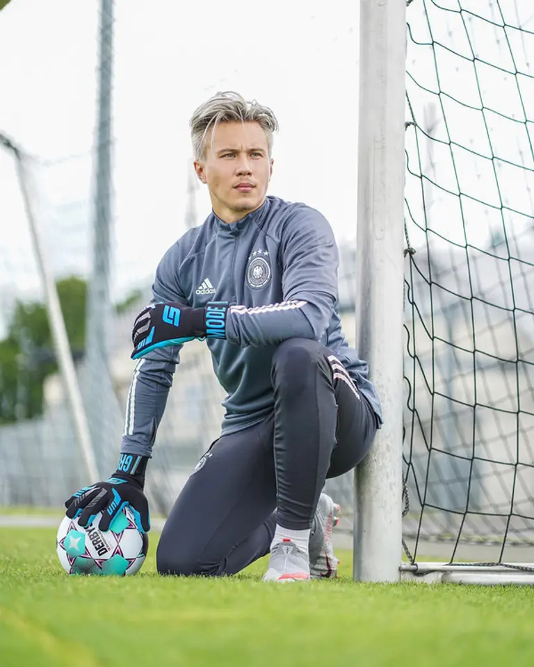  * 사진: Michael Bolvin. 출처= 크리에이터 개인 인스타그램 및 페이스북 페이지