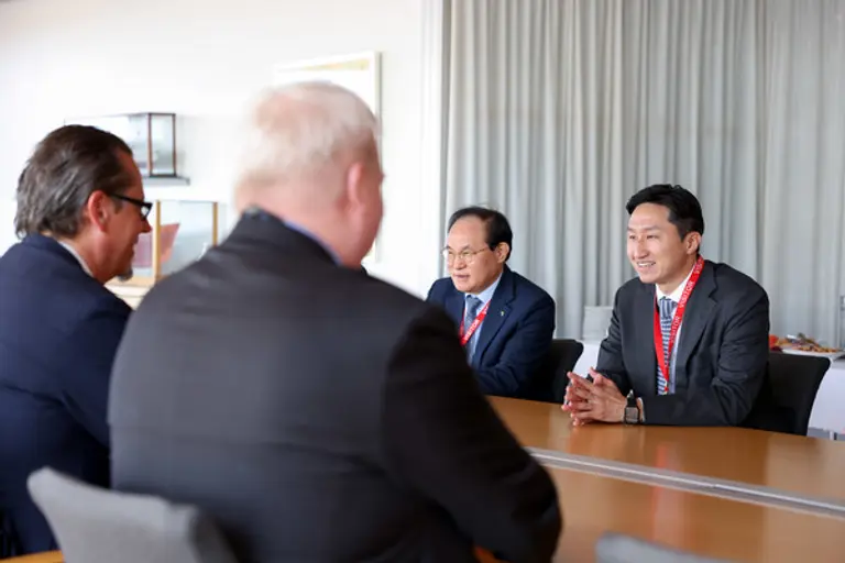 정기선 HD현대 사장이 노르시핑 기간 중 글로벌 선주들과 만남을 가졌다.