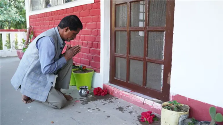  *히말라야 중턱 묵테슈와르 마을의 ‘풀 데이’ 축제 행사. 사진=거미트 사팔 