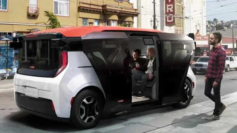 미국 정부는 GM의 핸들 없는 자동차에 대한 허가 여부를 곧 결정할 것으로 알려졌다. 사진은 GM의 핸들 없는 차 크루즈.