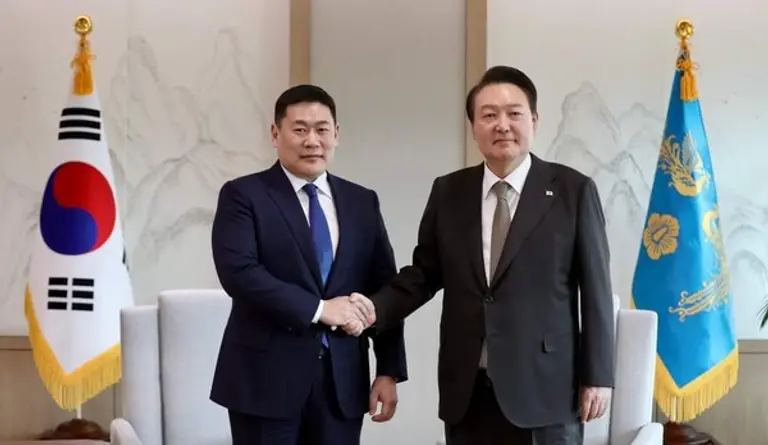 지난 2월 방한해 윤석열 대통령과 접견을 가진 롭상남스랭 어용에르덴 몽골 총리 [사진=어용에르덴 총리 페이스북]