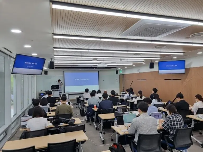  * 인신위 저널리즘스쿨 강의실(인신위 제공)