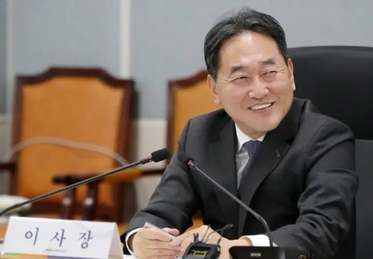  * 김태현 국민연금공단 이사장