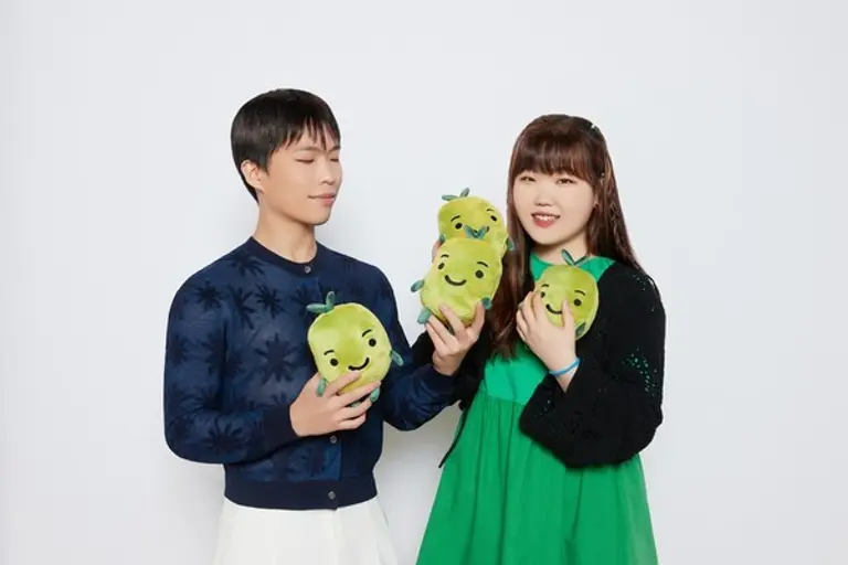 악뮤(AKMU)가 자립준비청년의 새출발을 지원하는 네이버 해피빈 굿액션 캠페인에 참여한다. (사진제공. YG엔터테인먼트)