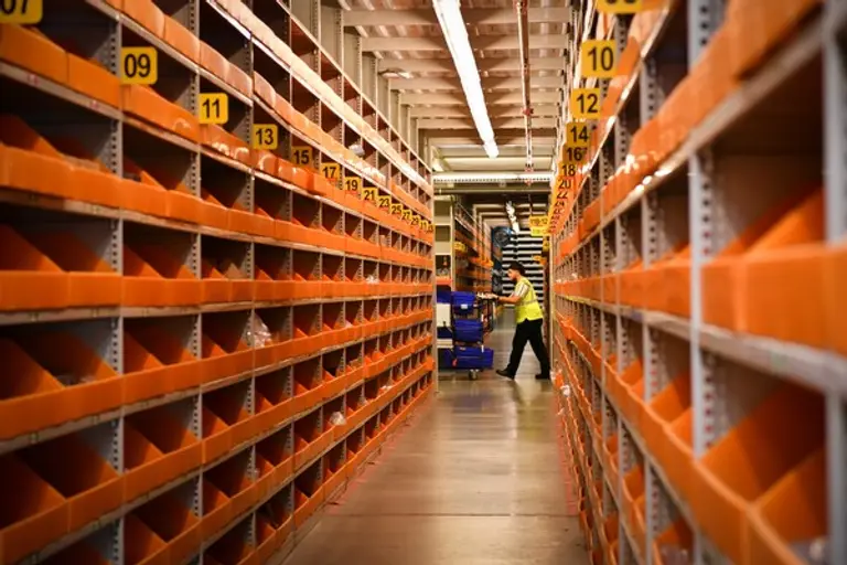 미국 캘리포니아주 온타리오에 위치한 현대모비스 물류센터. 현대모비스는 국내 제조업 최초로 