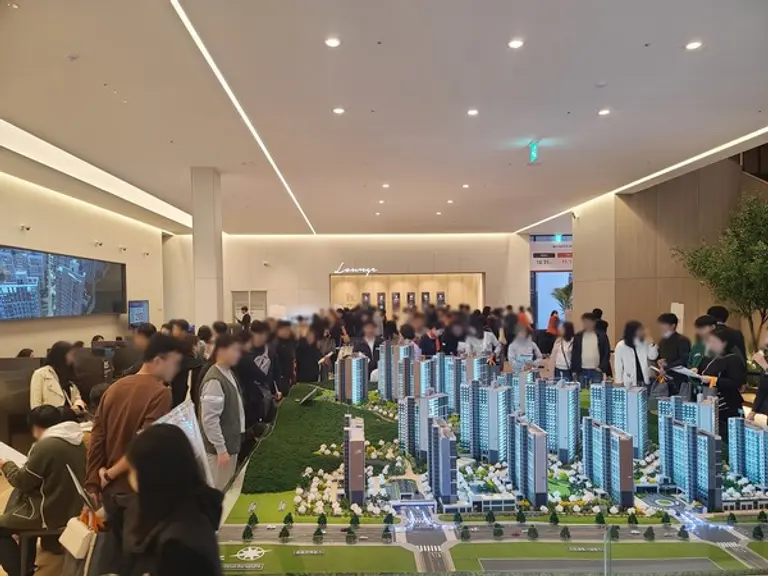 울산 다운2지구 우미린 더 시그니처 견본주택에 많은 인파가 몰렸다. (사진. 우미건설)