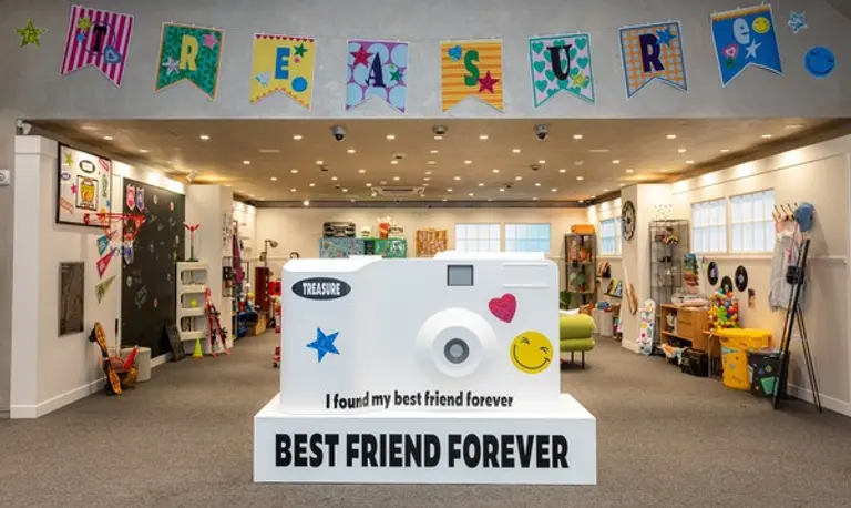 BFF 팝업 1층 전경 모습.