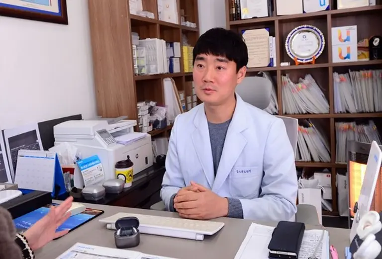 유니트론보청기 춘천센터 허현 원장