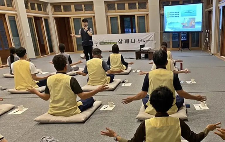 참깨나무 명상이 해인사 템플스테이 대표 프로그램으로 자리잡았다. (사진. 참깨나무)