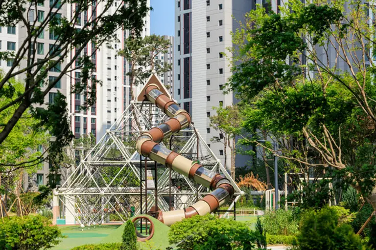 힐스테이트 푸르지오 주안의 ‘대형 그물 조합놀이대’ (사진제공. 현대건설)