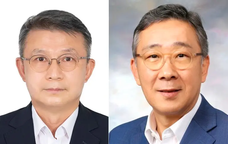 조태제 HDC현대산업개발 대표이사(왼쪽)와 전우진 HDC자산운용 대표이사