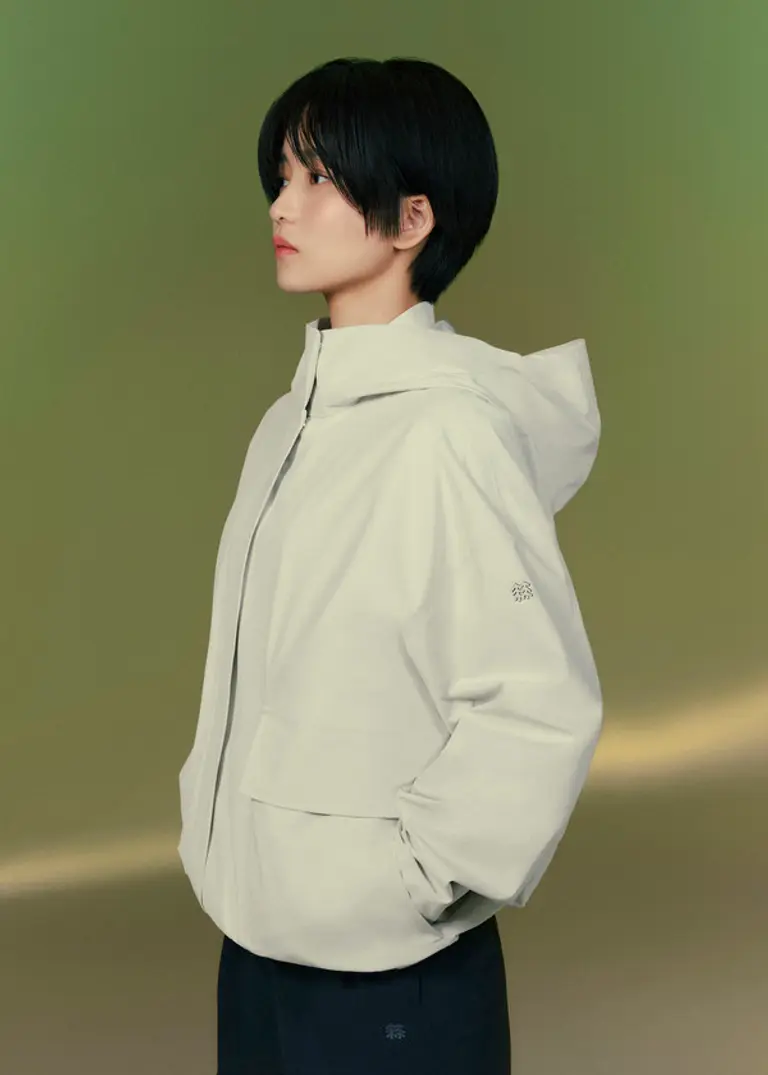 코오롱스포 홍보모델 김태리의 웨더캐킷 화보 이미지 (사진제공. 코오롱스포츠)