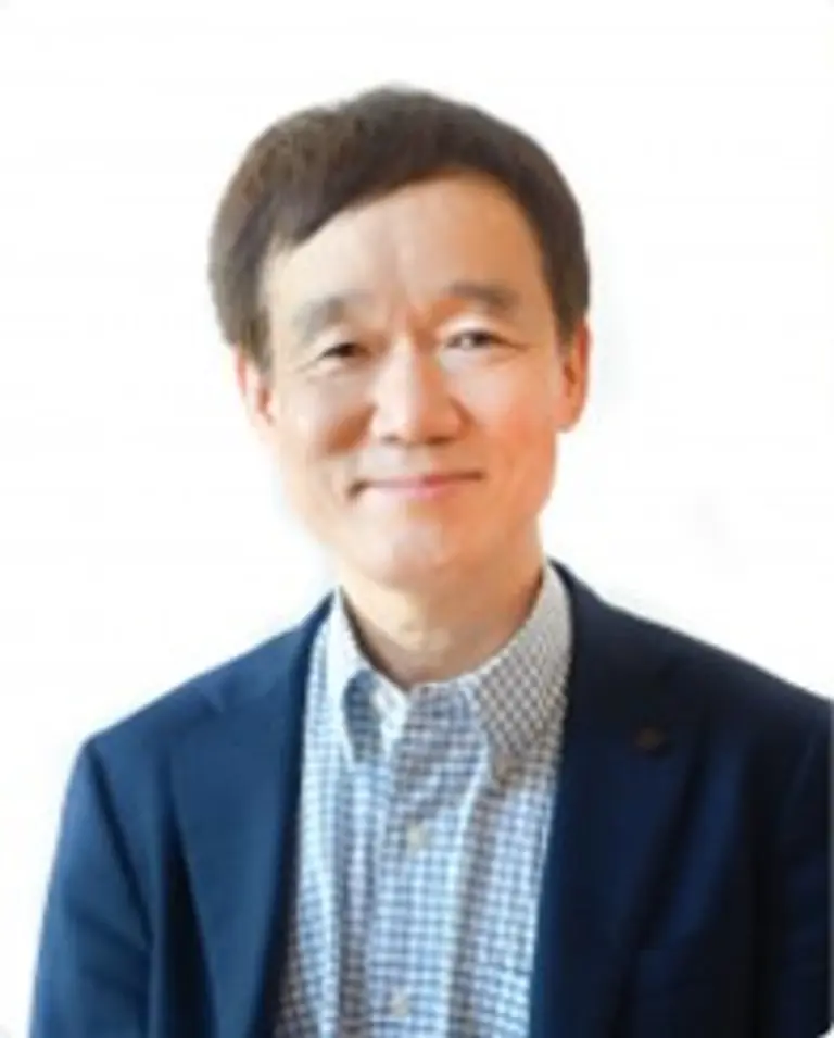  * 성원용 서울대 명예교수. 사진=성 교수 SNS 갈무리