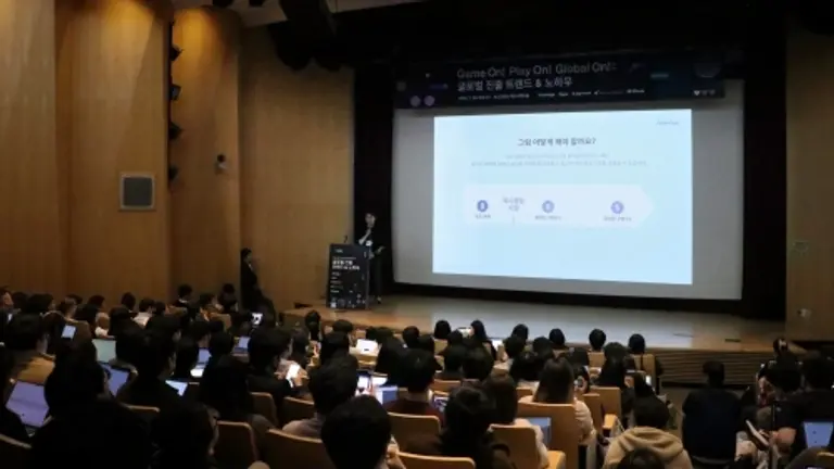 에어브릿지, 애피어, 앱트위크, 디지털하츠, 플레이오가 공동으로 28일 서울 강남구 포스코 타워에서 게임 마케터 및 게임관계자 350여명이 참석한 가운데 성공적인 글로벌 게임 마케팅 전략을 공유하는 컨퍼런스를 개최했다. 