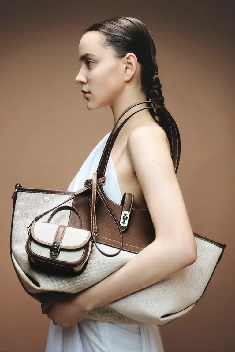 패션브랜드 분크가 베스트셀러 ‘페스토네’ 신제품을 공개했다.(사진제공. 분크)