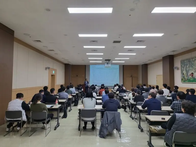 롯데건설 품질혁신 아카데미 교육 장면 (사진제공. 롯데건설)