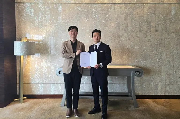  (좌측에서부터) 이정주 롯데호텔앤리조트 미래사업본부장, 이상호 디엠지이엔티 대표이사