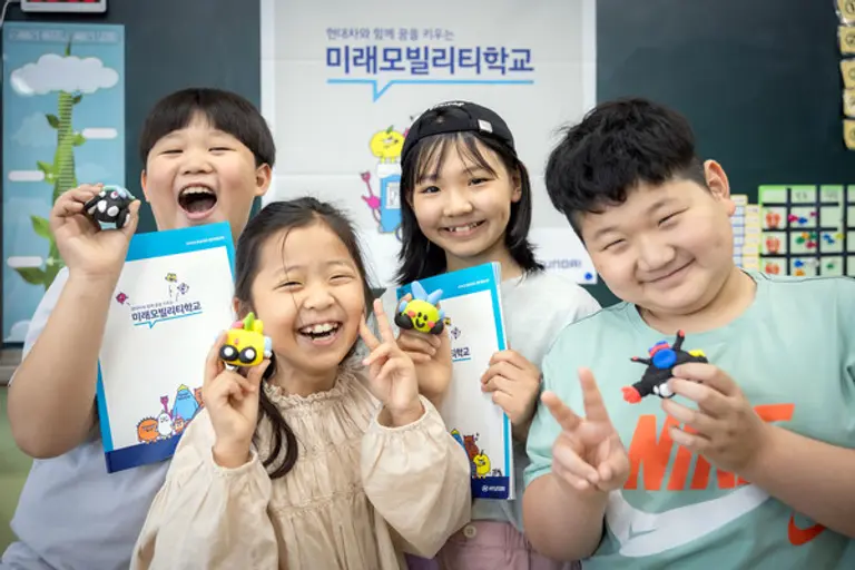 현대자동차가 ‘2024년 2학기 미래모빌리티학교’를 모집하며 미래 모빌리티 산업 인재 육성에 적극 나선다.