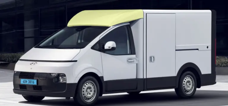 무도장 복합재 성형 기술이 적용된 ST1 루프 스포일러