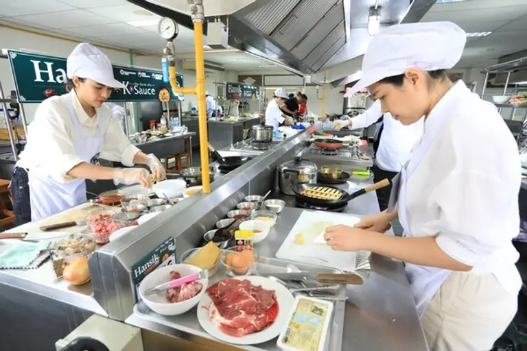 태국에서 진행된 요리경연대회 본선 모습 (사진제공. 한식진흥원)