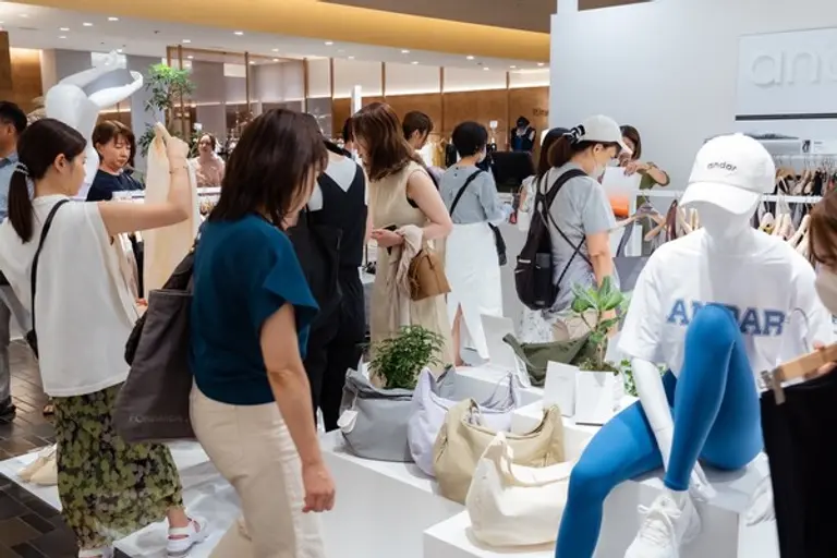 일본 도쿄 유라쿠초 마루이 백화점에서 진행된 안다르 팝업 스토어가 흥행돌풍을 일으켰다. (사진제공. 안다르)