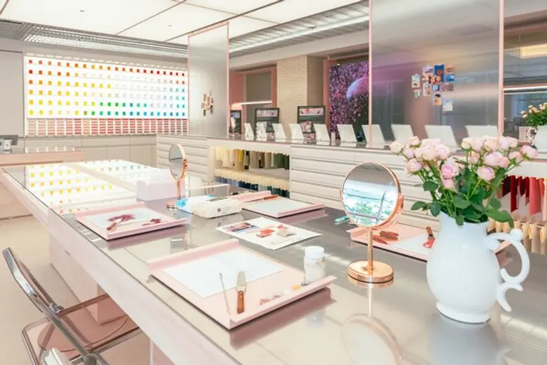 서울 서초구 내곡동 한국콜마 종합기술원에 오픈한 ‘컬러 아뜰리에’ 전경 (사진제공. 한국콜마)