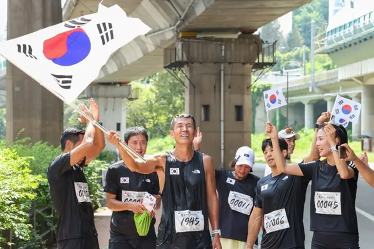 81.5km를 완주한 가수 션 (사진제공. 한국해비타트)