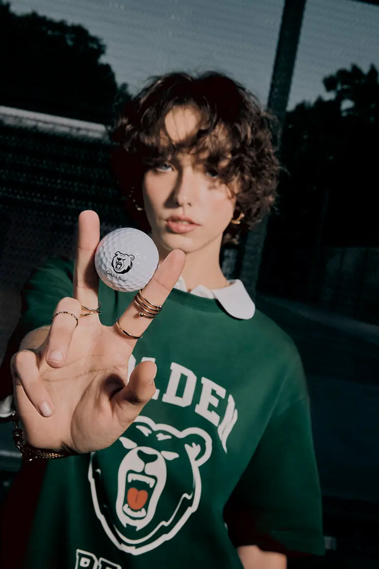 골든베어의 빅토리베어 컬렉션 화보 (사진제공. 코오롱 FnC)