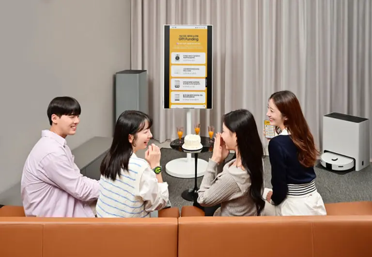 삼성전자 모델들이 삼성 무빙스타일을 활용해 