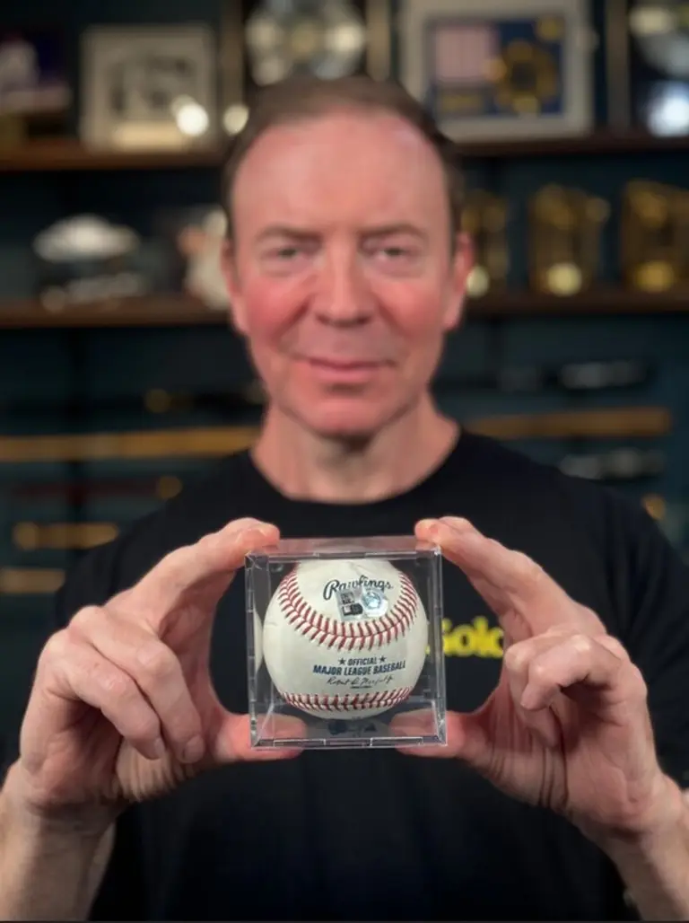 골딘에서 진행중인 LA다저스 오타니 50호 홈런볼 경매 입찰가가 100만 달러 돌파 했다. (사진제공=골딘)