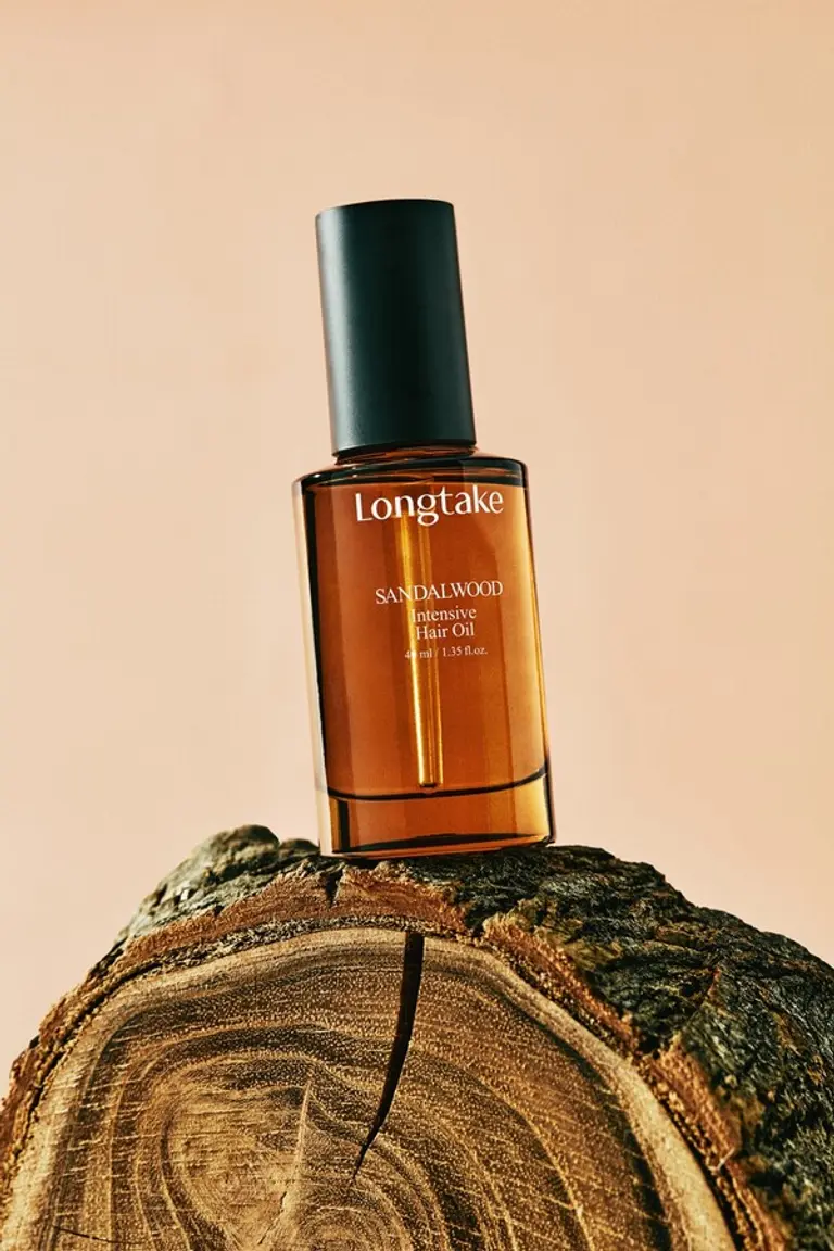 롱테이크의 퍼퓸 헤어오일 이미지 (사진제공=아모레퍼시픽)